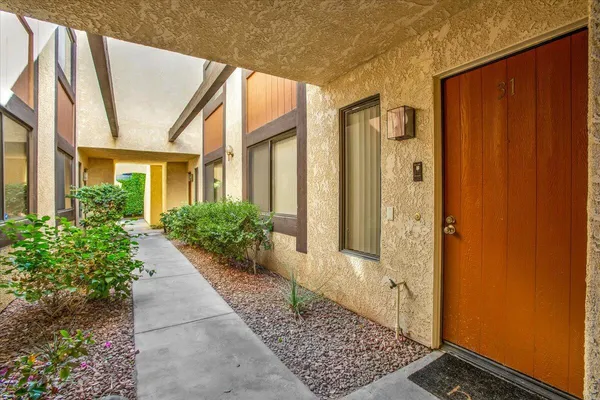 $3,690 | 200 East Racquet Club Road, Unit 31, Palm Springs, CA 92262