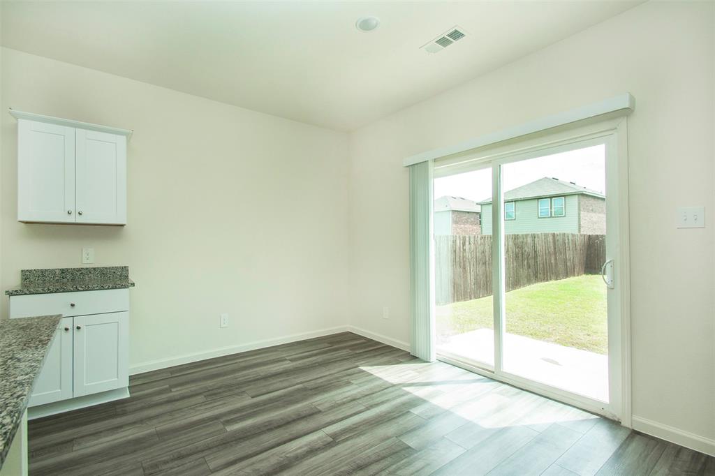 6225 Old Bridge Way Forney, TX 75126 - Photo 4 of 22