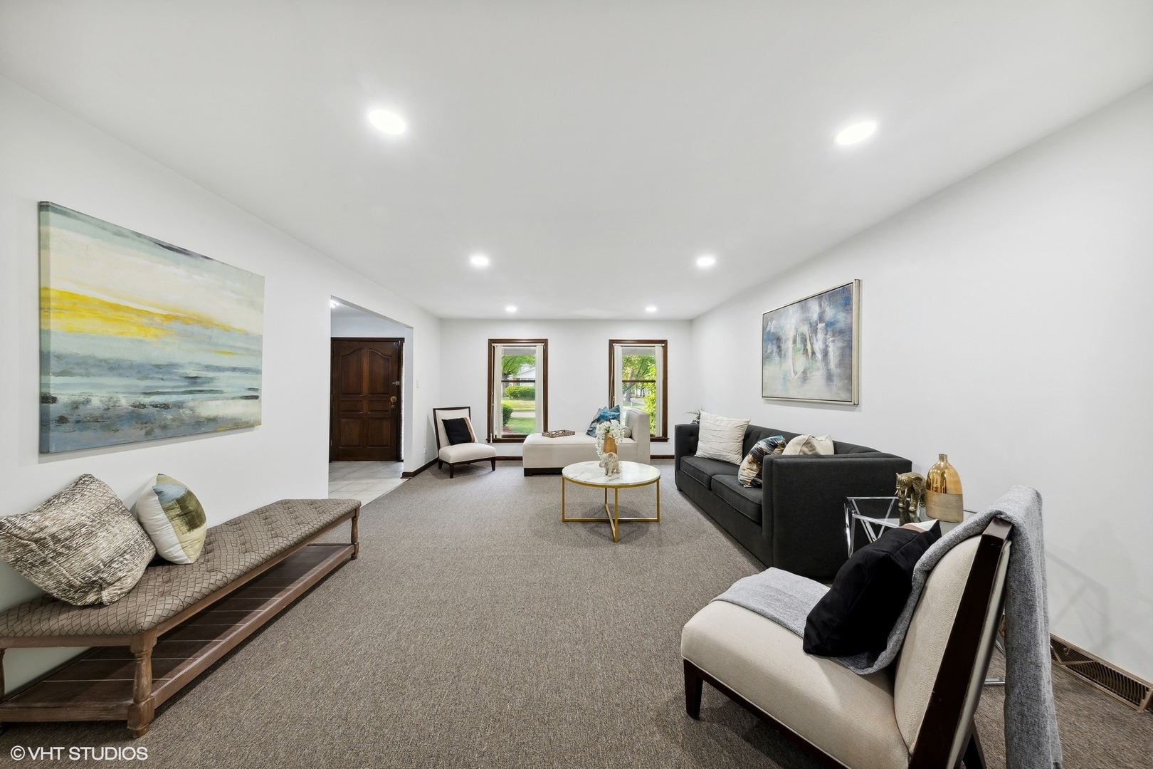 902 Maple Road Flossmoor, IL 60422 - Photo 4 of 27 a living room with furniture and wooden floor