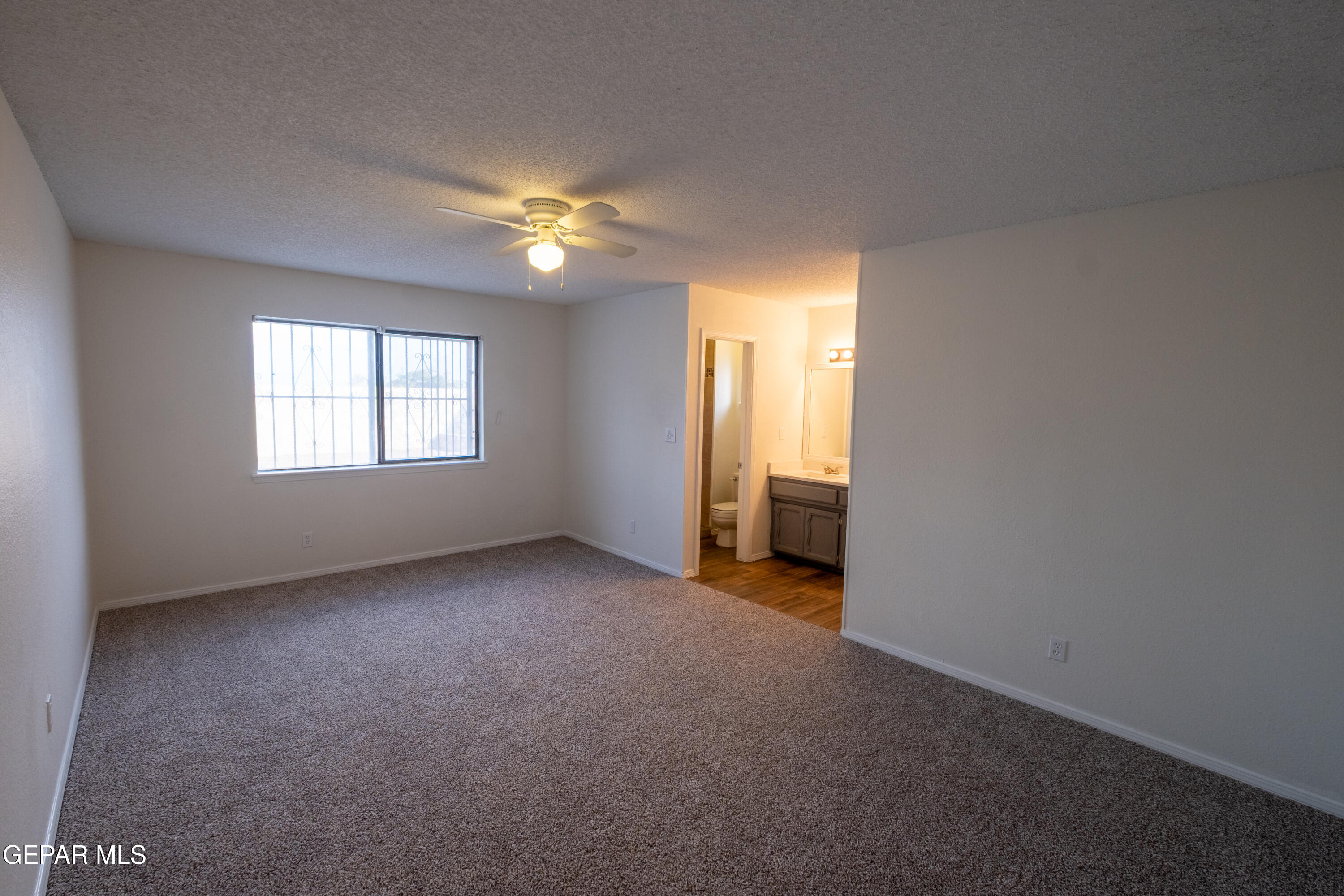 10534 Crete Drive El Paso, TX 79924 - Photo 16 of 47 17