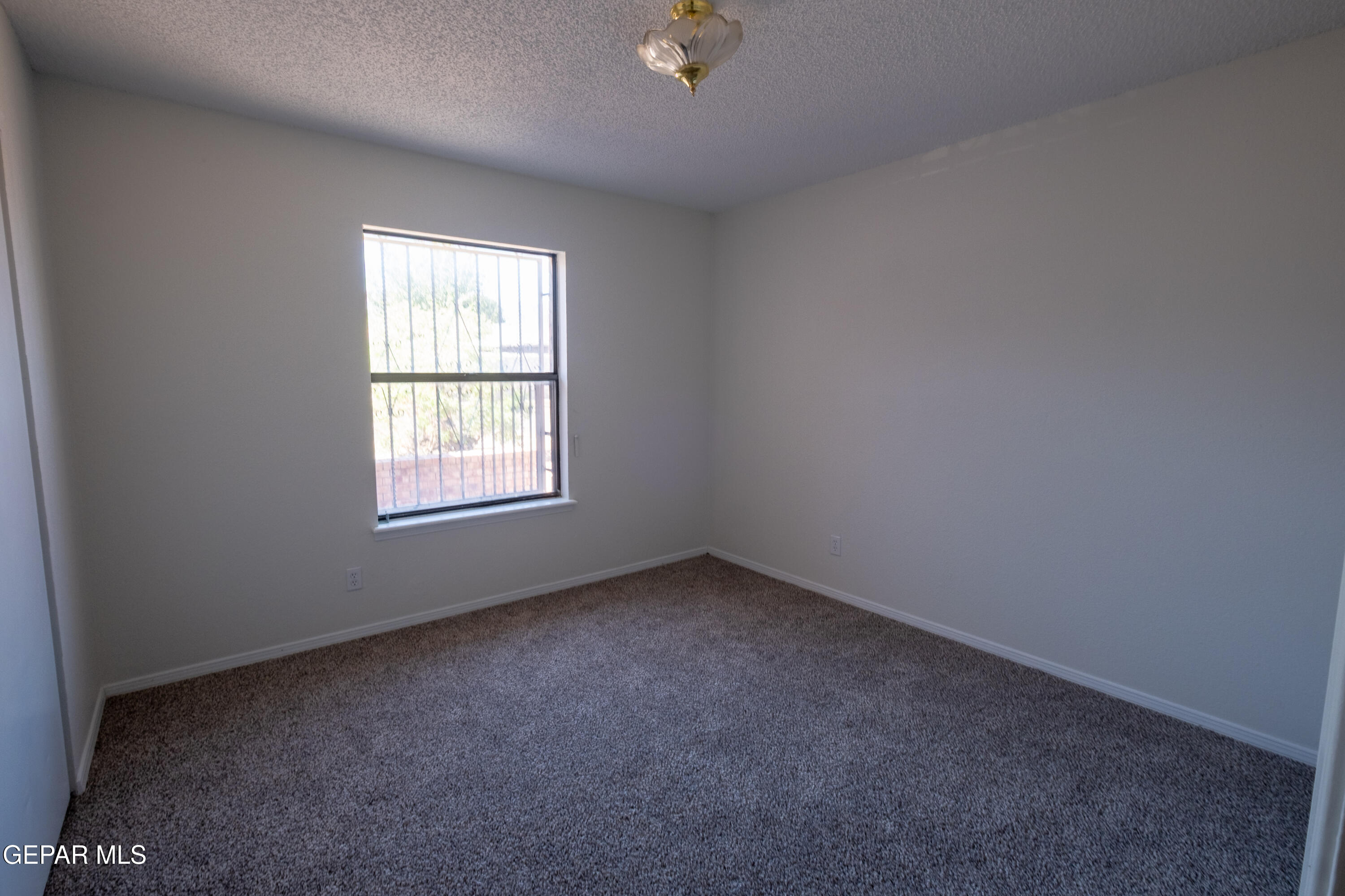 10534 Crete Drive El Paso, TX 79924 - Photo 23 of 47 22