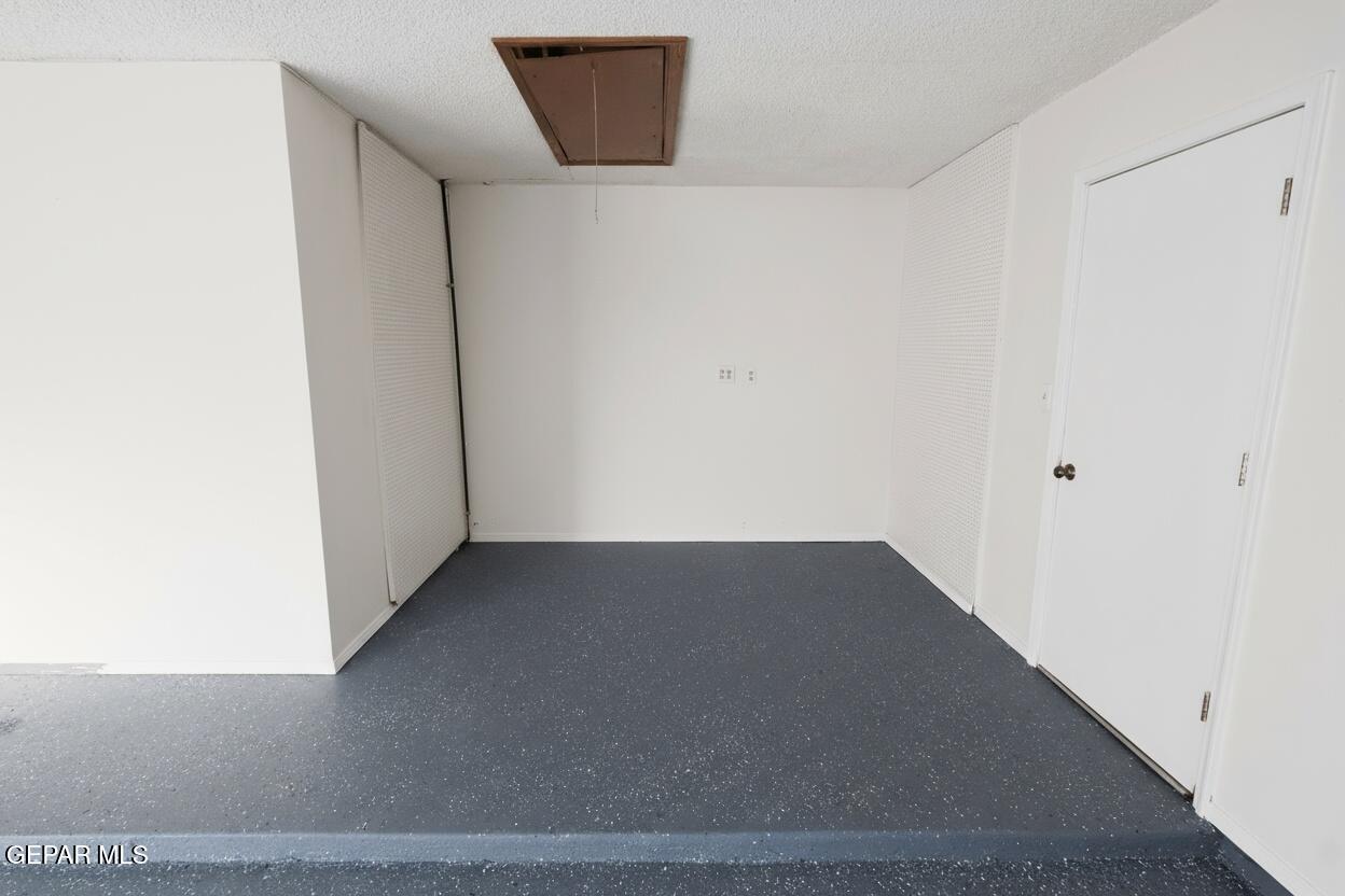 10534 Crete Drive El Paso, TX 79924 - Photo 37 of 47 32