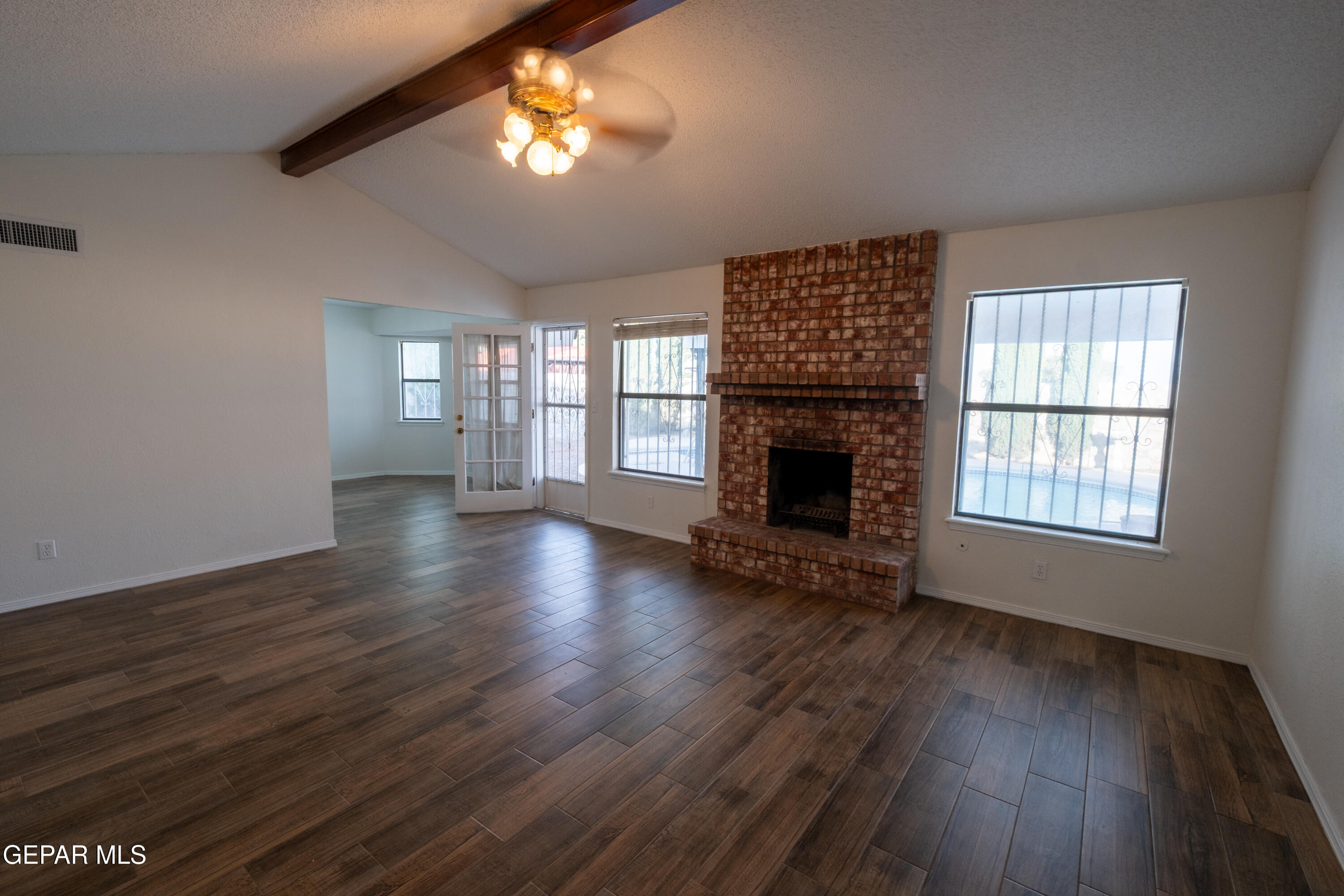 10534 Crete Drive El Paso, TX 79924 - Photo 5 of 47 5