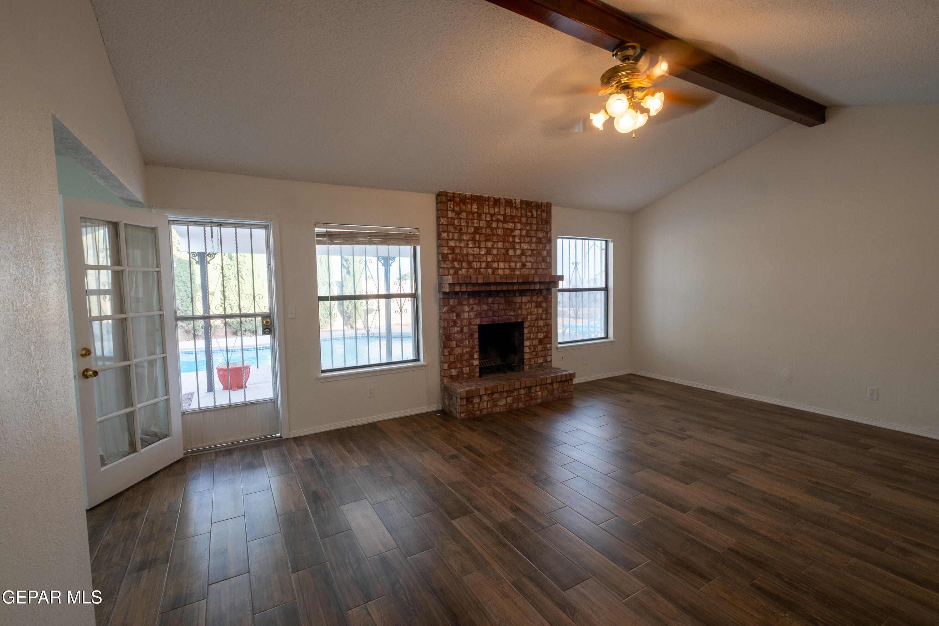 10534 Crete Drive El Paso, TX 79924 - Photo 7 of 47 6