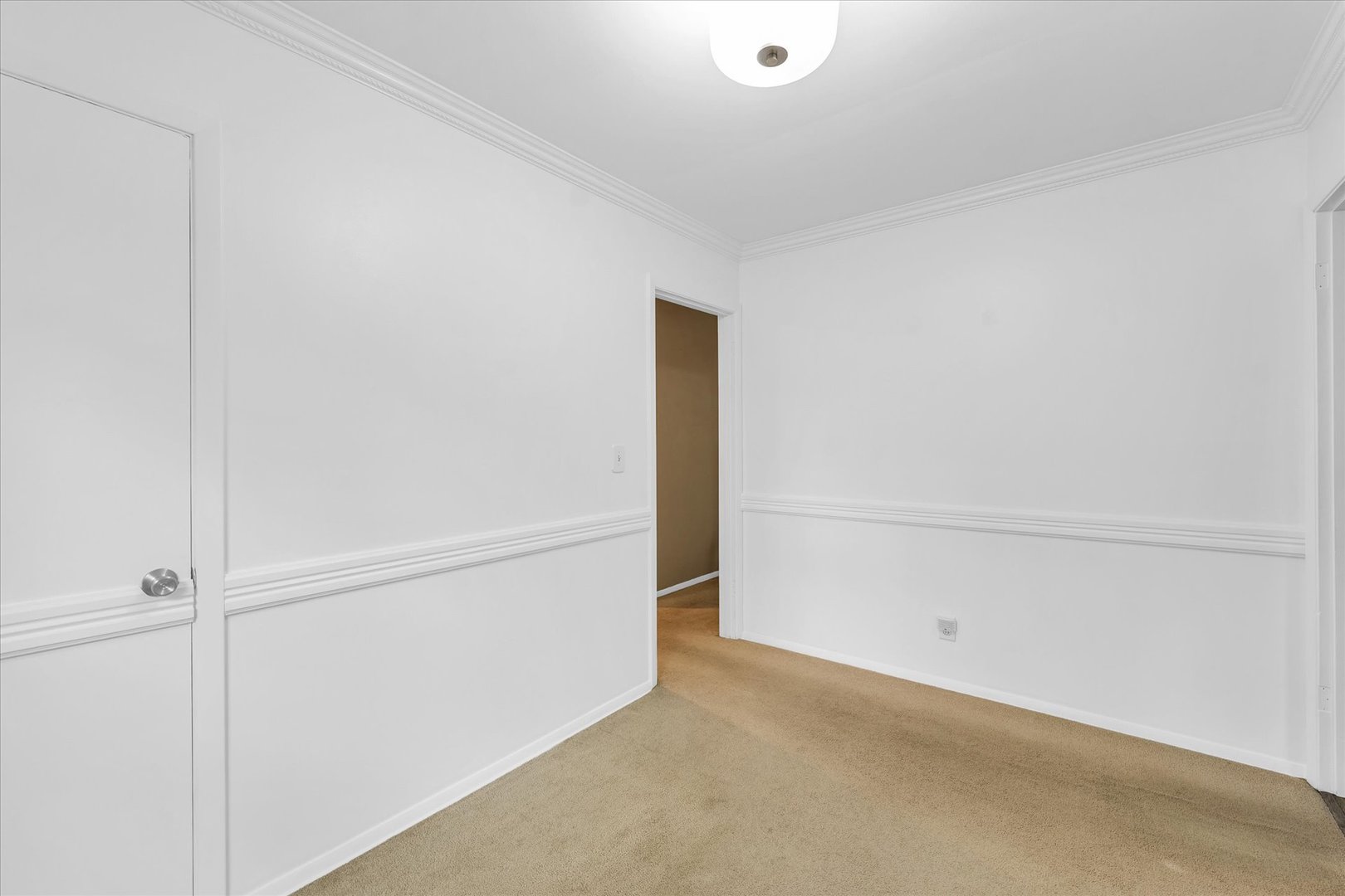 2603 Trafalgar Square Champaign, IL 61821 - Photo 16 of 32 a view of an empty room