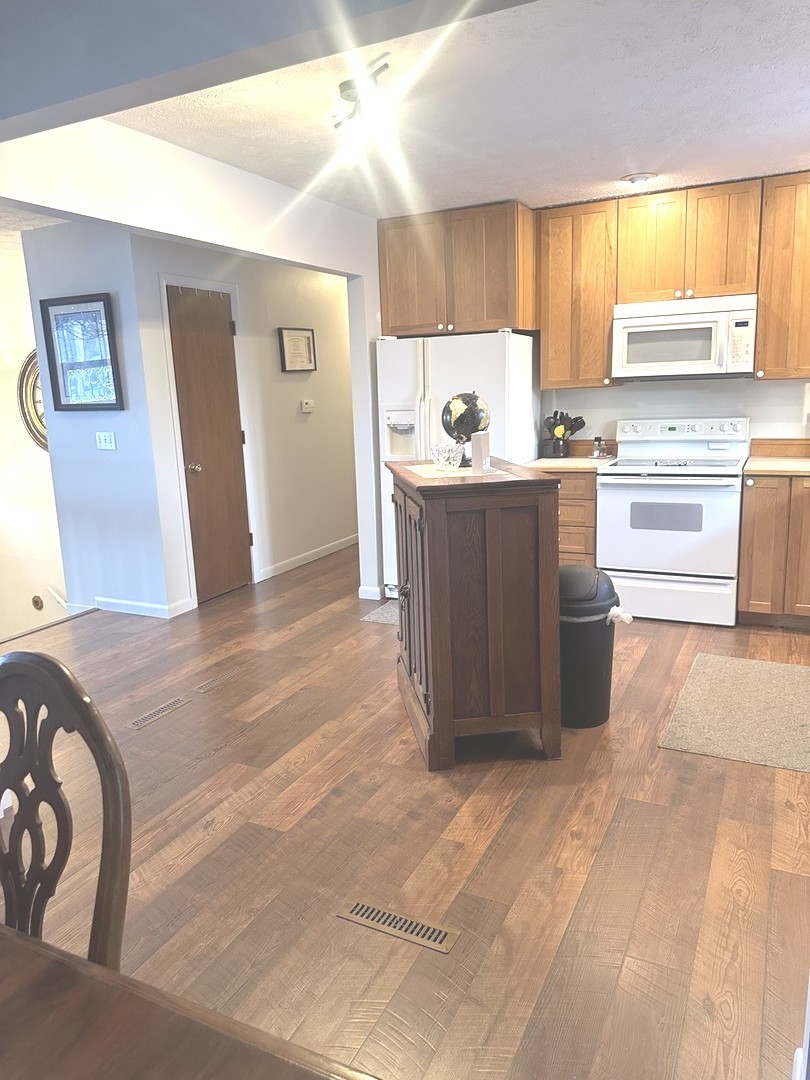 1715 Bryan Street Normal, IL 61761 - Photo 11 of 61