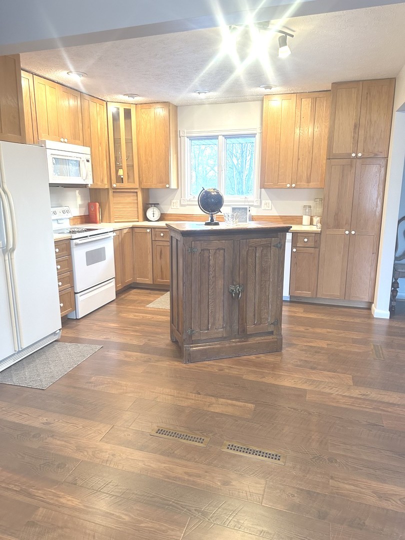 1715 Bryan Street Normal, IL 61761 - Photo 9 of 61