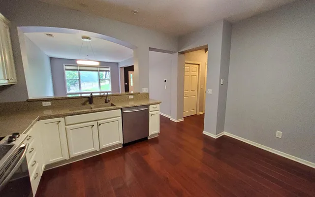 $360,000 | 754 Wisconsin Avenue North, Golden Valley, MN 55427