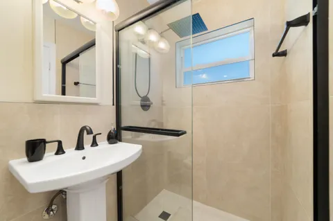 $692,000 | 2001 Northeast 30th Street, Fort Lauderdale, FL 33306
