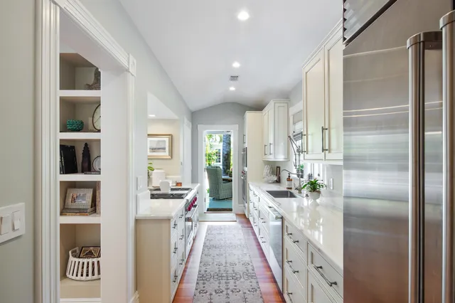 $5,895,000 | 1109 Fleming Street, Key West, FL 33040