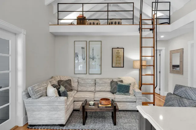 $5,895,000 | 1109 Fleming Street, Key West, FL 33040