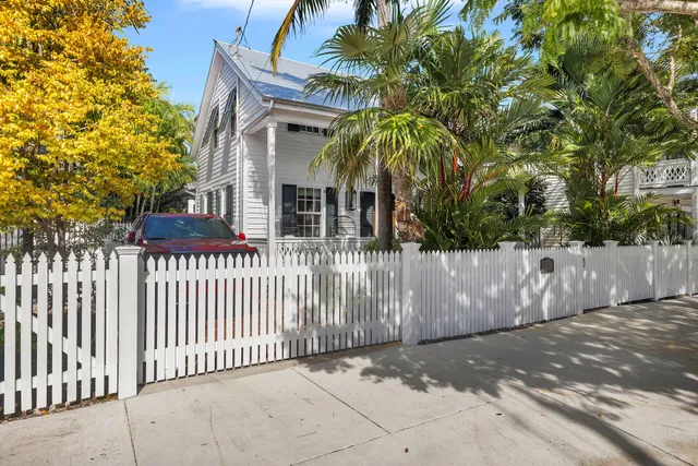 $5,895,000 | 1109 Fleming Street, Key West, FL 33040