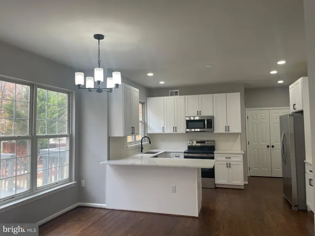 $649,999 | 2461 Streamview Drive, Waldorf, MD 20603