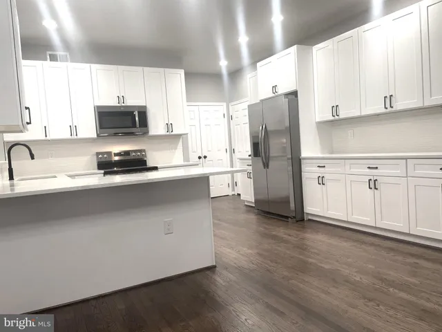 $649,999 | 2461 Streamview Drive, Waldorf, MD 20603