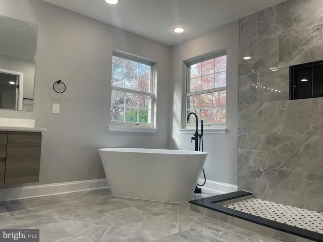 $649,999 | 2461 Streamview Drive, Waldorf, MD 20603