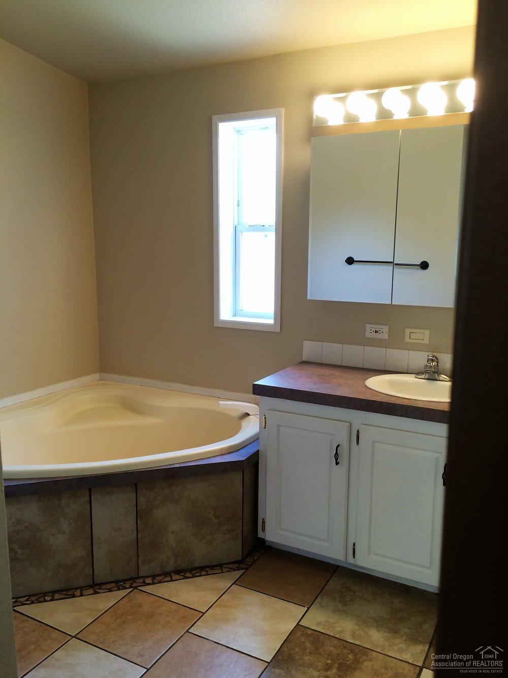 14920 Southwest Maverick Road Terrebonne, OR 97760 - Photo 11 of 20 Additional Photo