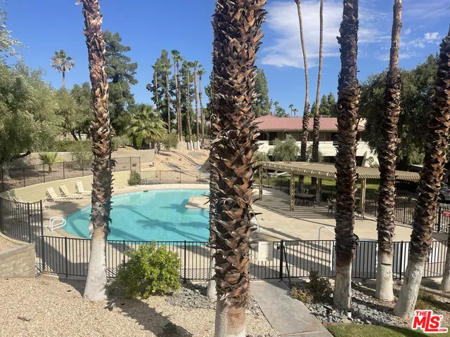 a view of outdoor space