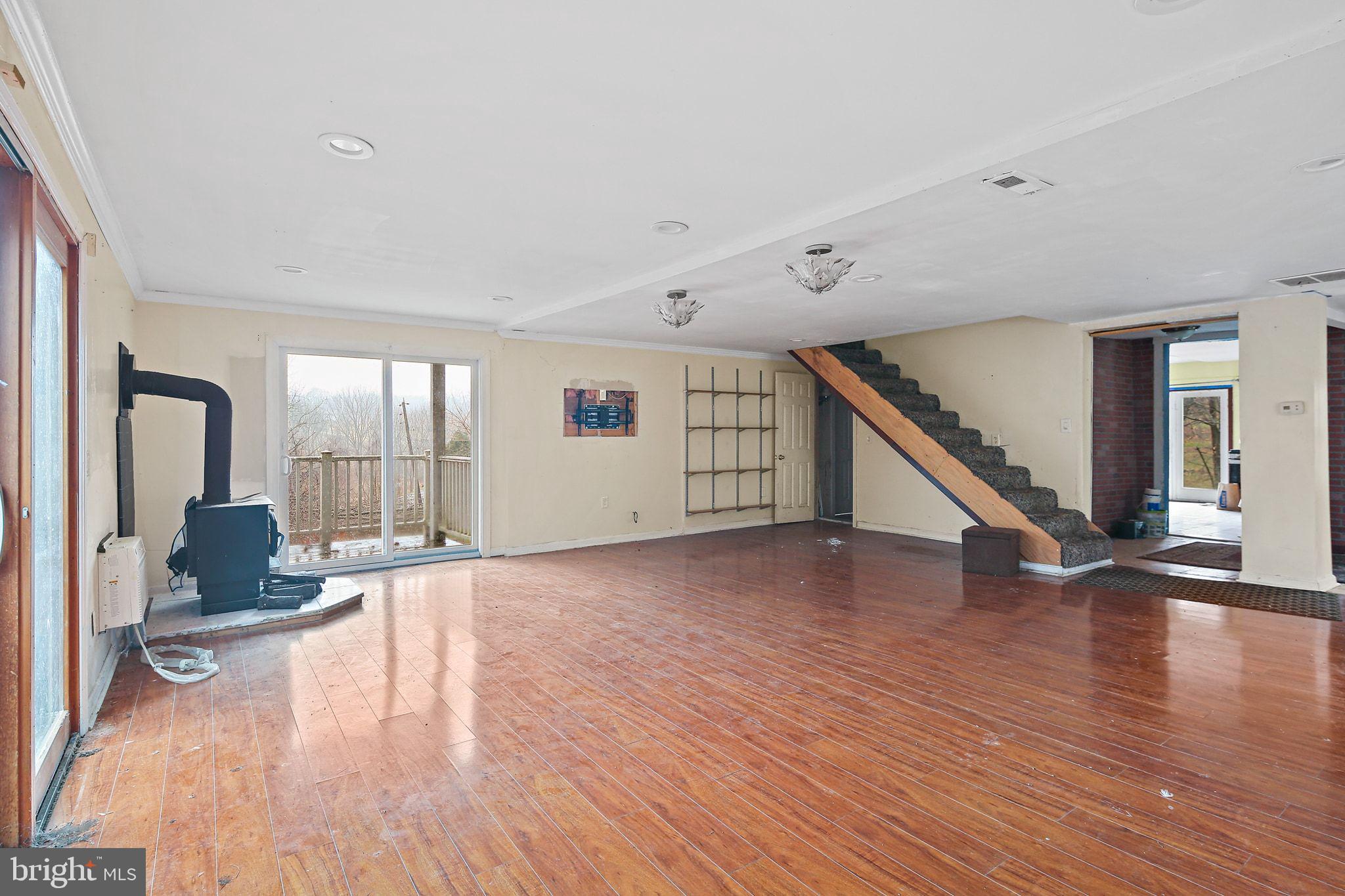 1049 Poole Road Westminster, MD 21157 - Photo 13 of 34