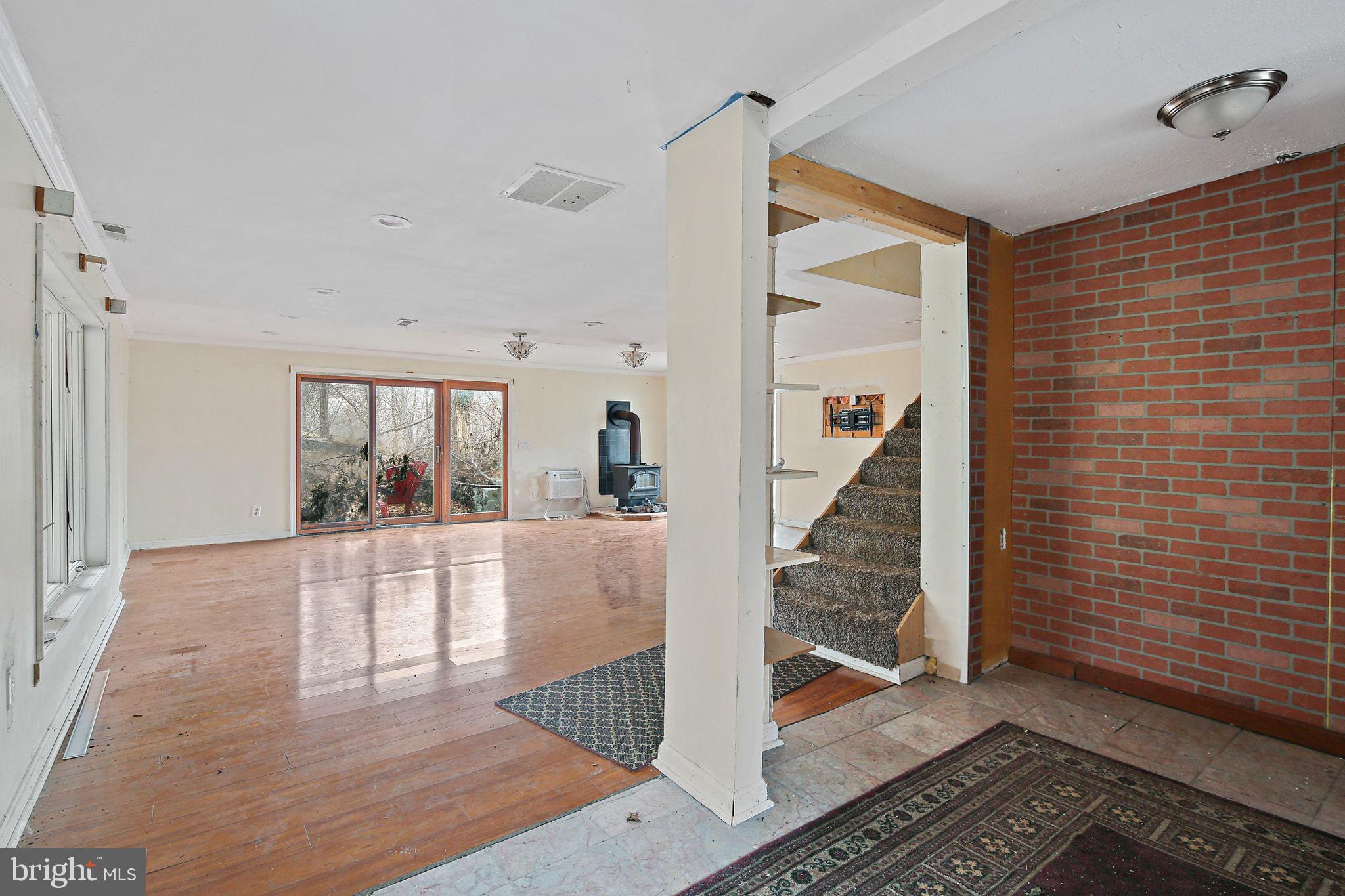 1049 Poole Road Westminster, MD 21157 - Photo 15 of 34