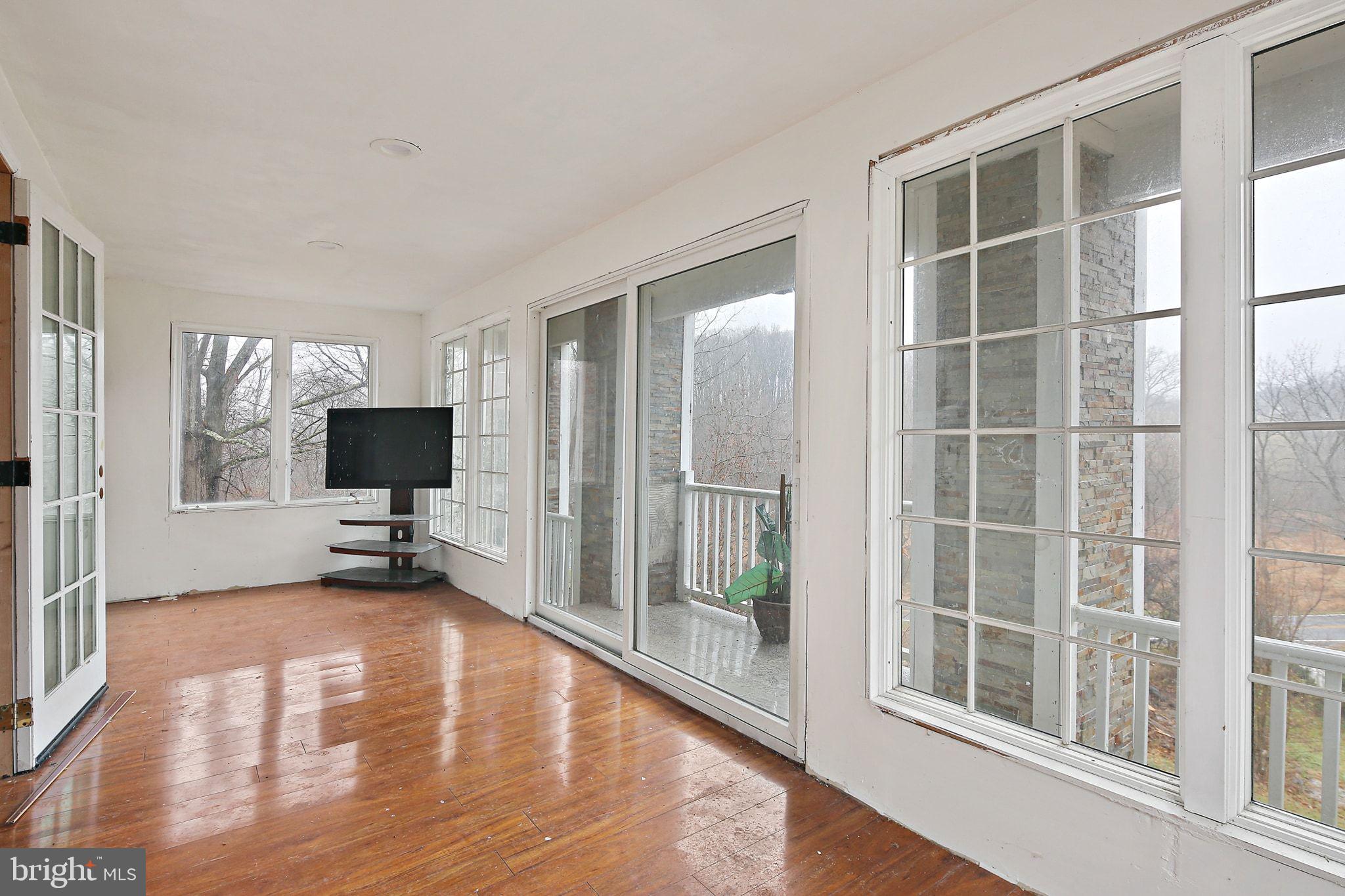 1049 Poole Road Westminster, MD 21157 - Photo 24 of 34