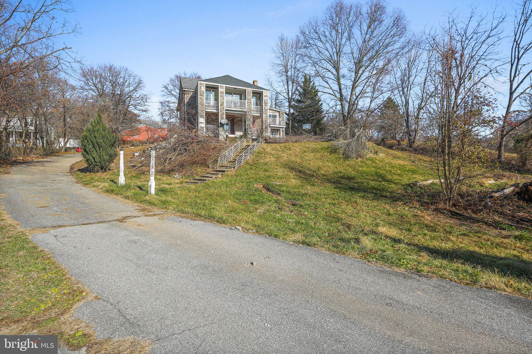 1049 Poole Road Westminster, MD 21157 - Photo 7 of 34