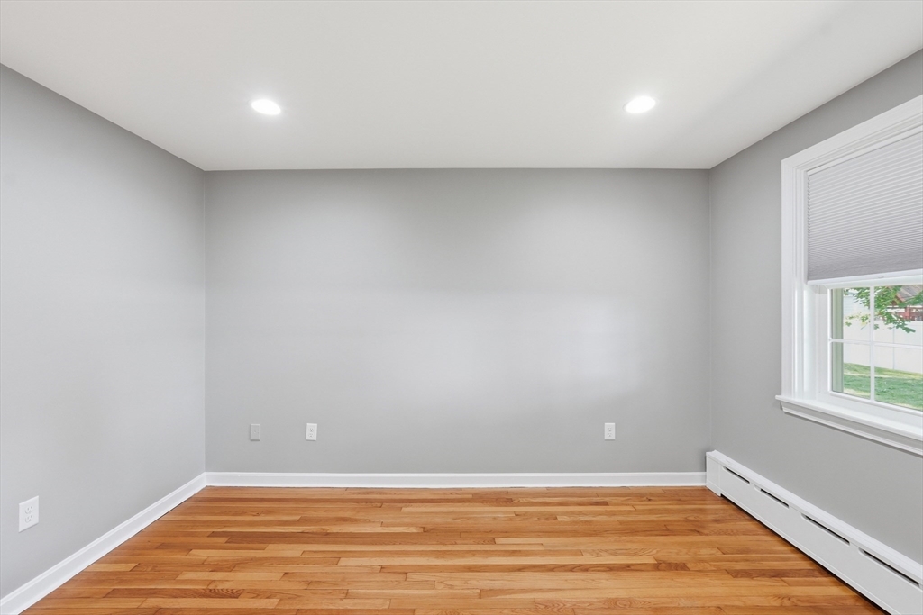 16 Hamilton Street Milford, MA 01757 - Photo 27 of 42