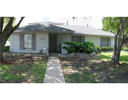 1801 Portland Drive Portland, TX 78374 - Photo 1 of 10