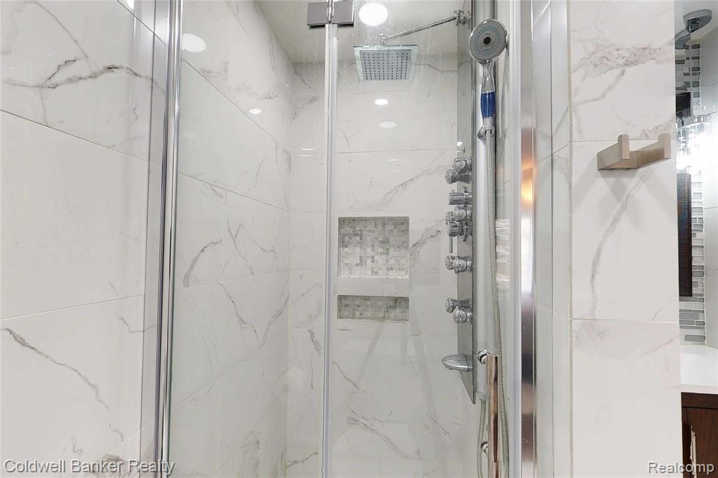 2298 London Bridge Drive, Unit 54 Rochester Hills, MI 48307 - Photo 25 of 37
