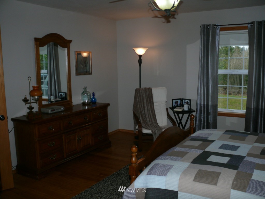 16104 Mountain View Road Mount Vernon, WA 98274 - Photo 5 of 11 Gallery Image 5