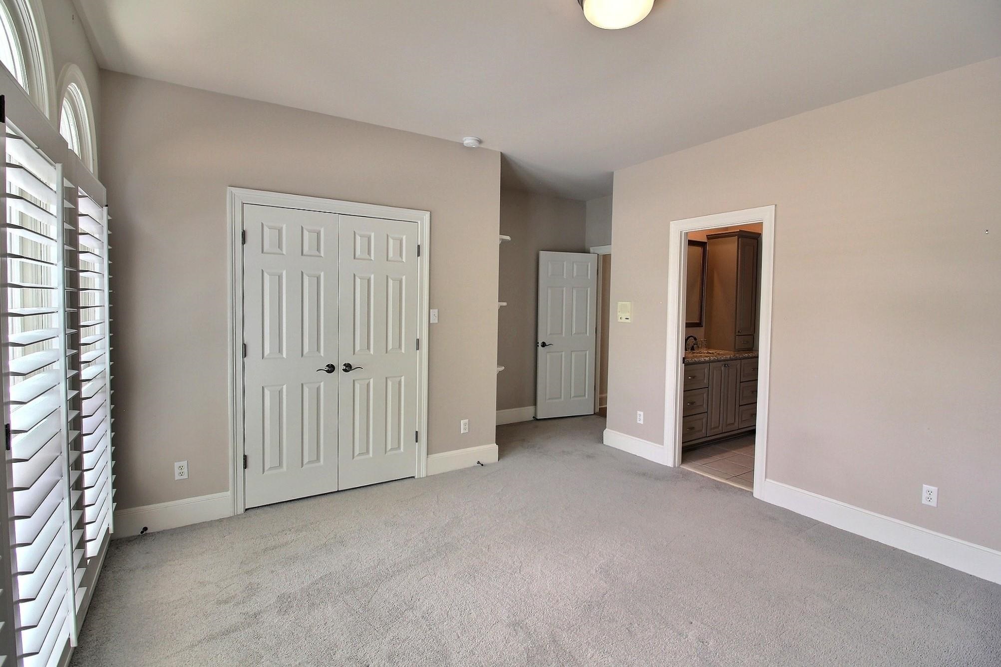 595 Kenrose Street Collierville, TN 38017 - Photo 23 of 38 an empty room with closet area