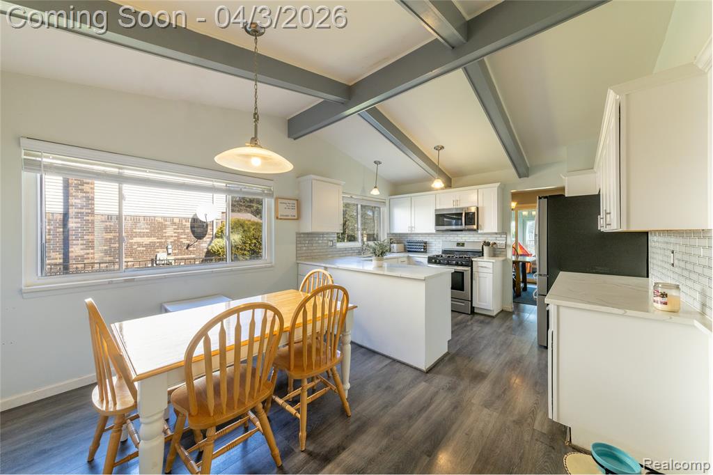 7016 Longwood Road Canton, MI 48187 - Photo 4 of 36 Gallery Image 4