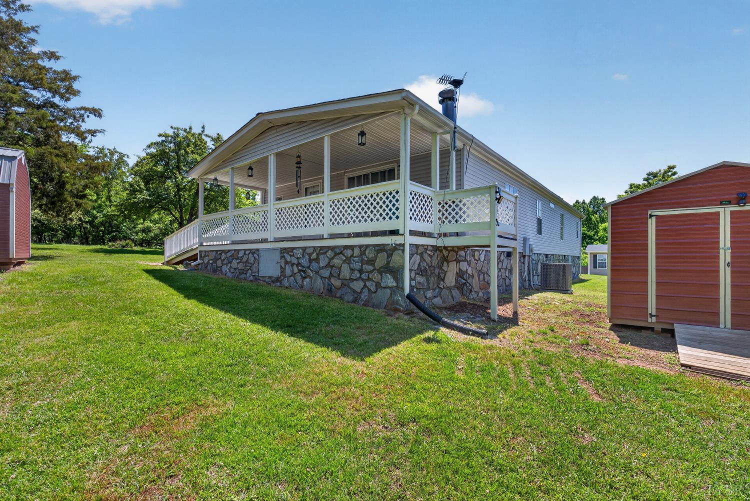 1740 Shiloh Church Road Bedford, VA 24523 - Photo 37 of 48