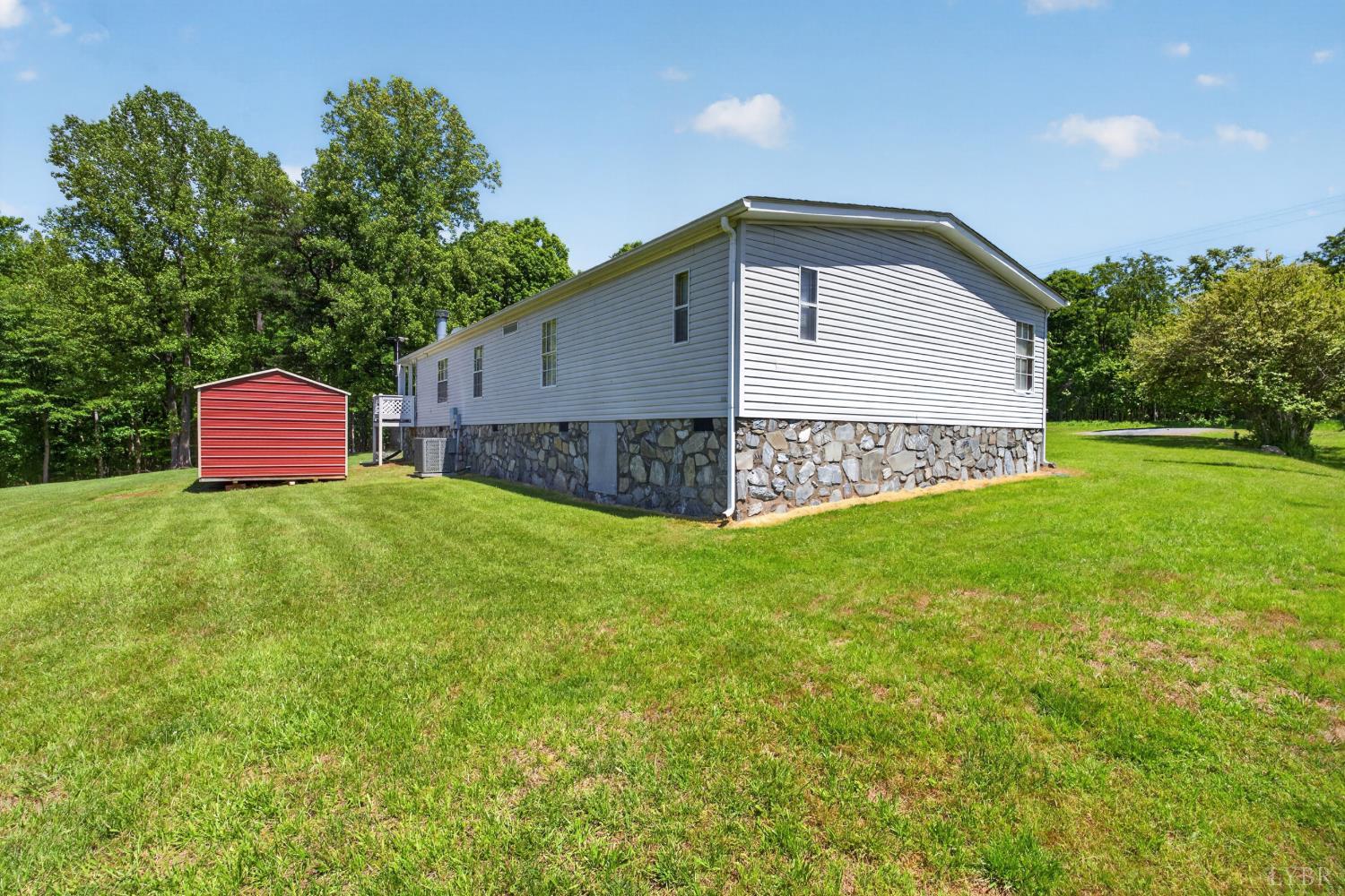 1740 Shiloh Church Road Bedford, VA 24523 - Photo 39 of 48