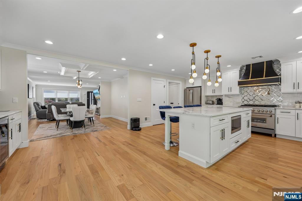 676 Ridgewood Avenue Oradell, NJ 07649 - Photo 14 of 50