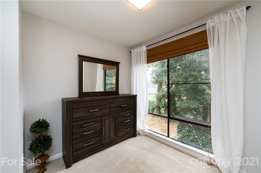5811 Sharon Road, Unit A Charlotte, NC 28210 - Photo 31 of 35 Gallery Image 31