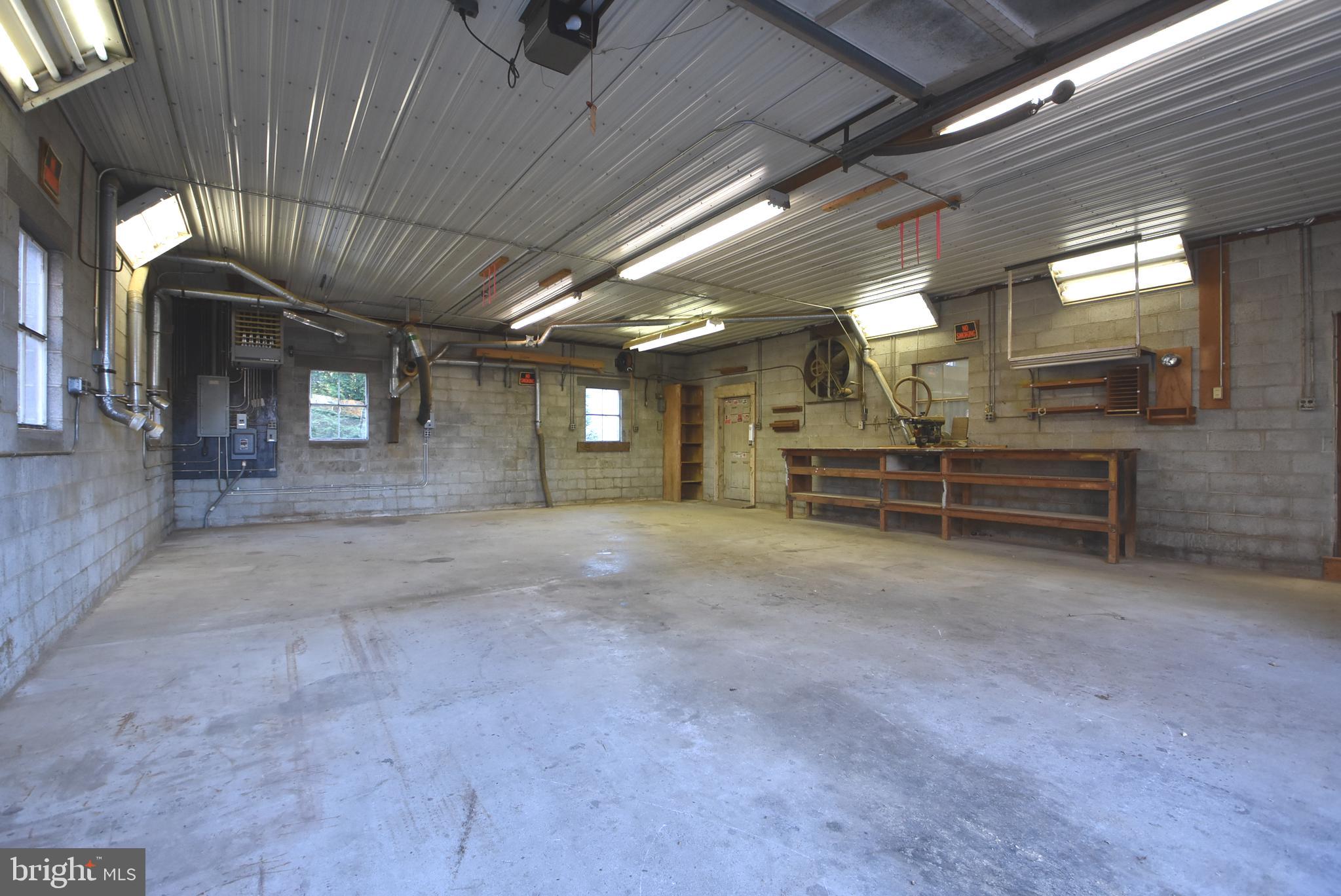 1692 Chestnut Ridge Road Upper Black Eddy, PA 18972 - Photo 31 of 39 bay 1