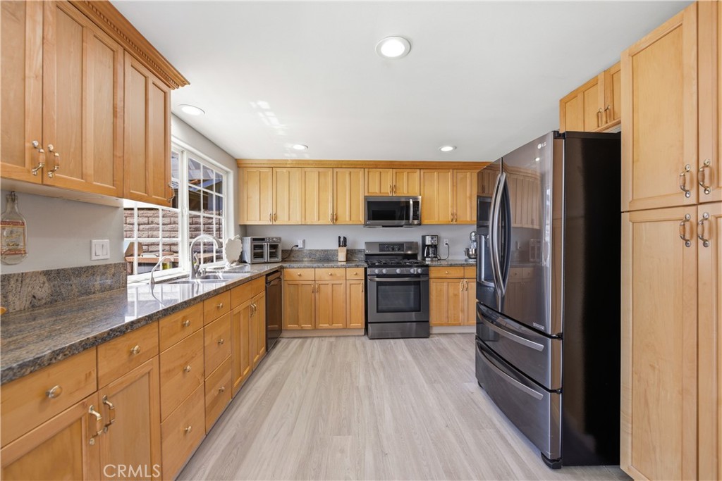 4215 Colibri Court Moorpark, CA 93021 - Photo 33 of 111