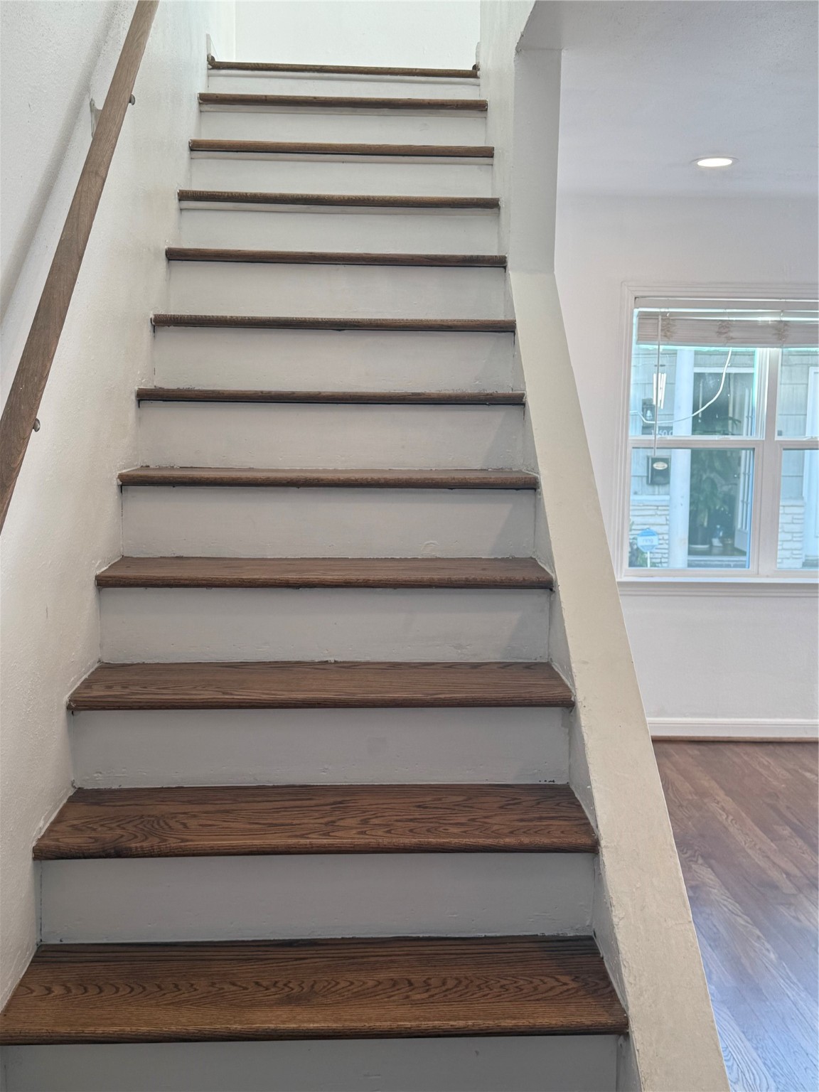 1848 Portsmouth Street, Unit 3 Houston, TX 77098 - Photo 11 of 16 a view of entryway