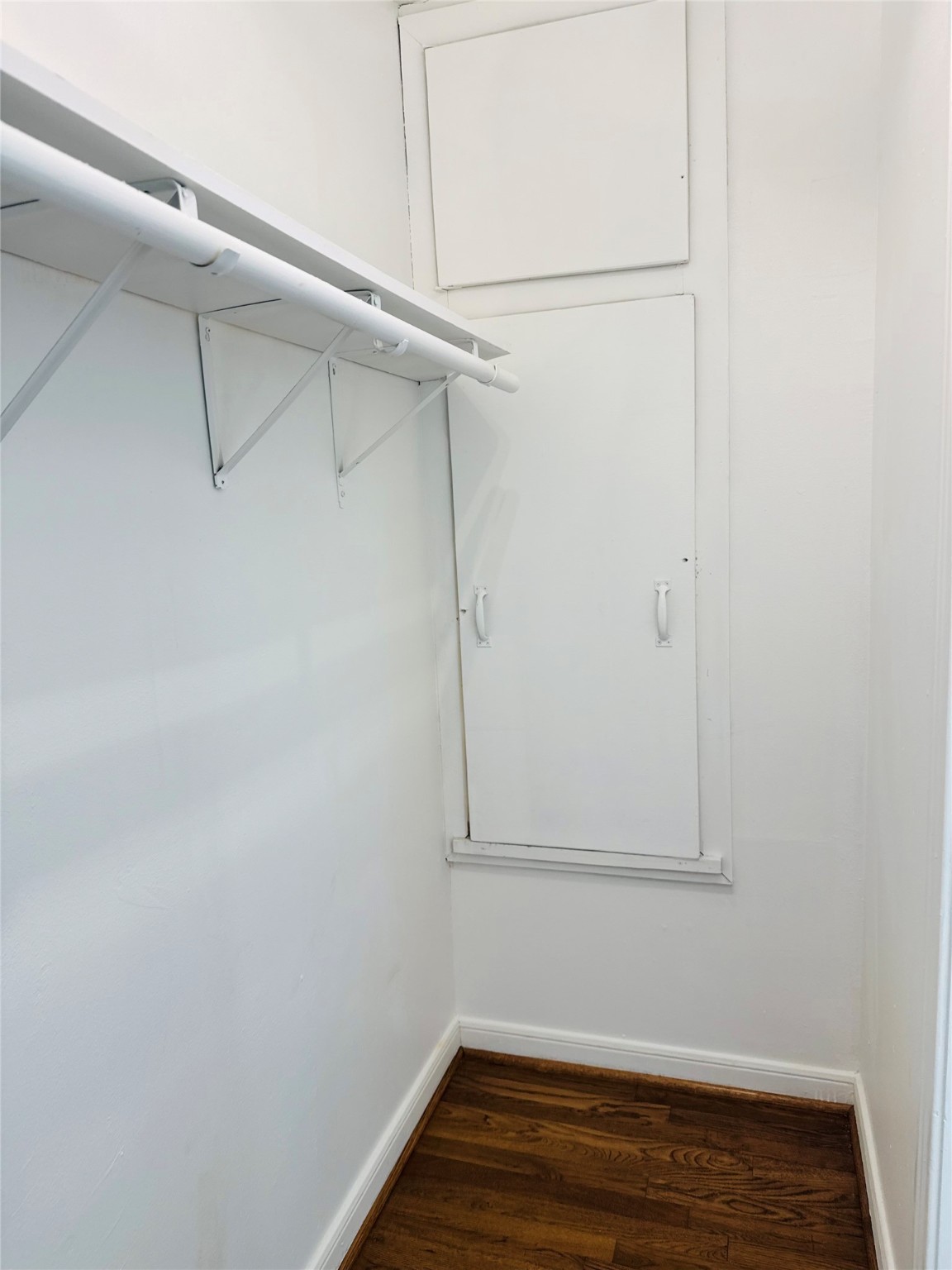 1848 Portsmouth Street, Unit 3 Houston, TX 77098 - Photo 15 of 16 a view of small space with racks on the wall