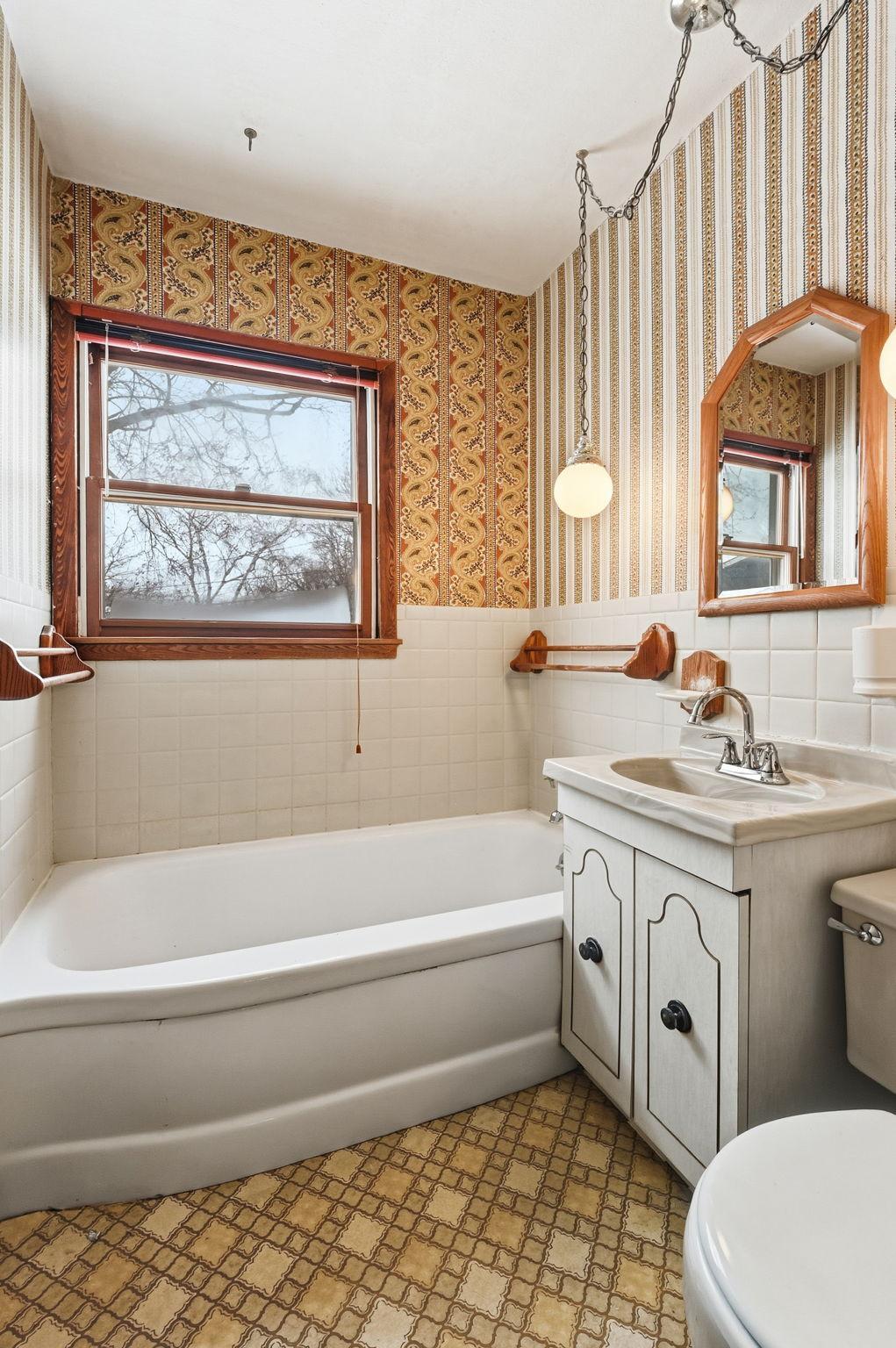 2009 Brookview Drive Brooklyn Center, MN 55430 - Photo 17 of 30