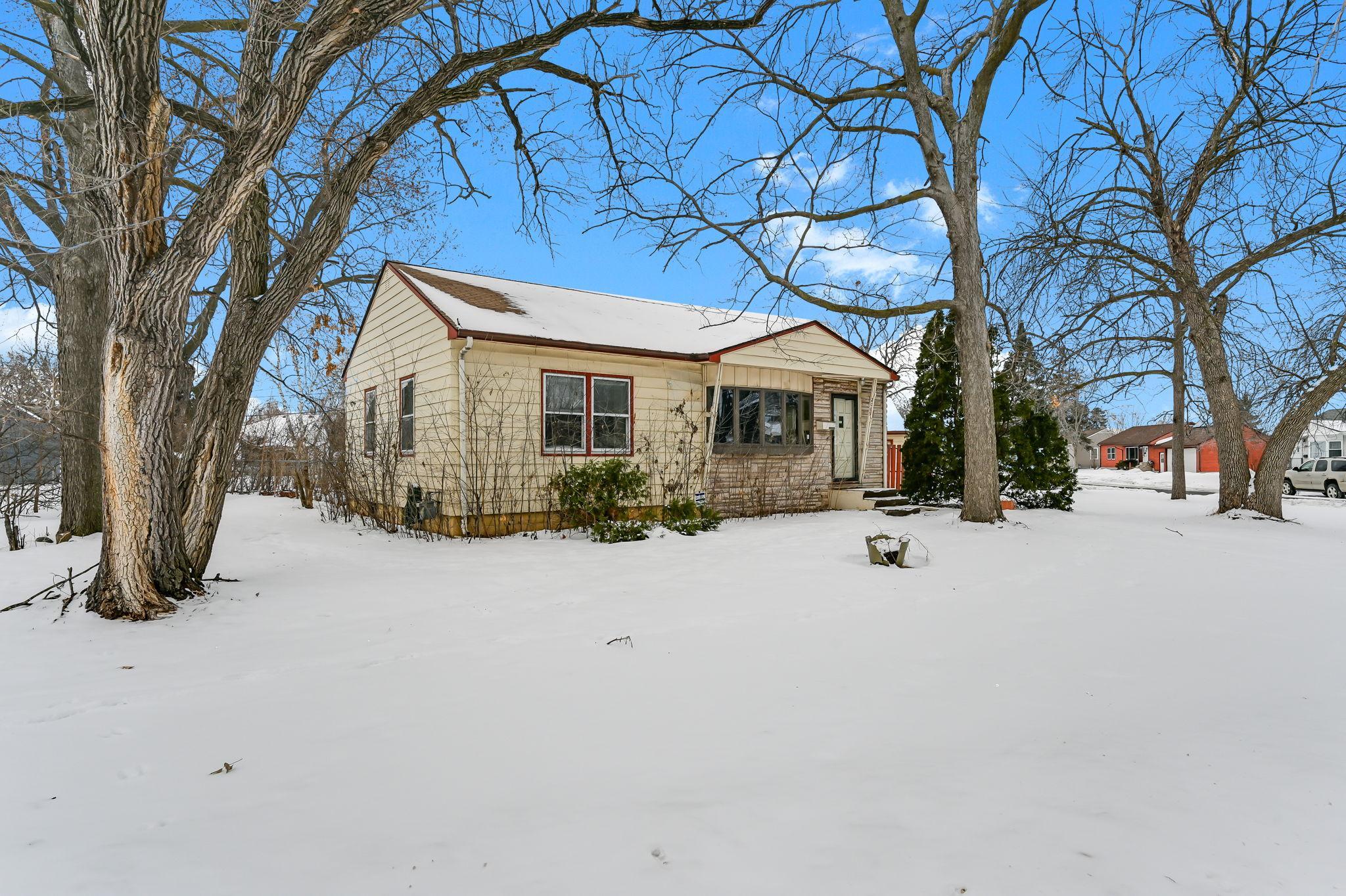 2009 Brookview Drive Brooklyn Center, MN 55430 - Photo 3 of 30