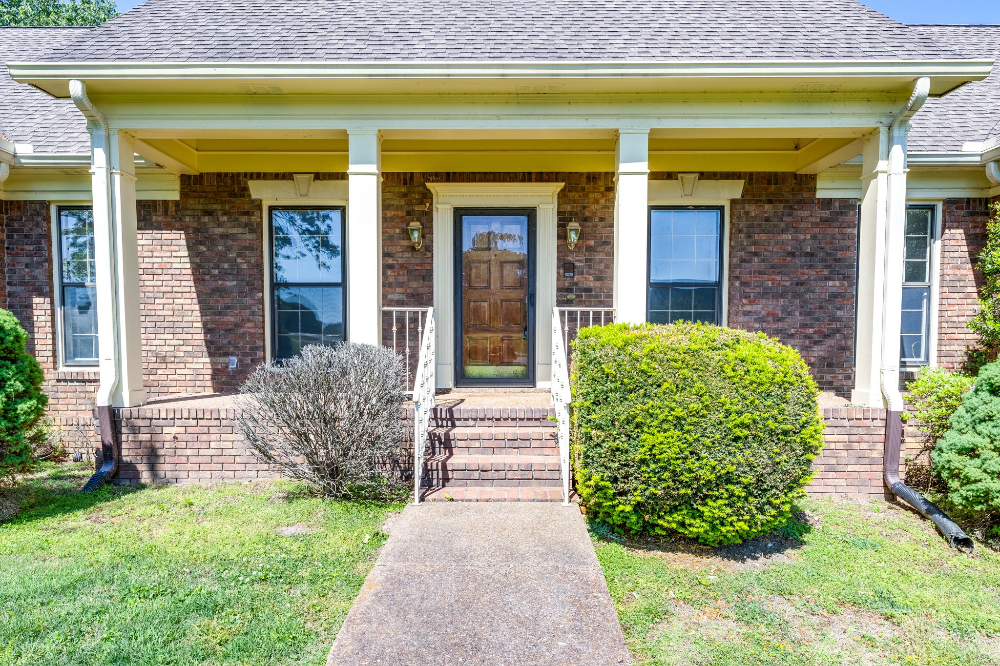 325 Clearview Drive Springfield, TN 37172 - Photo 2 of 67