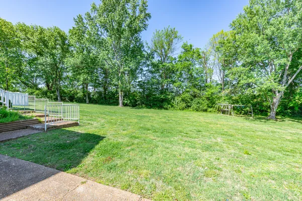 $629,440 | 325 Clearview Drive, Springfield, TN 37172