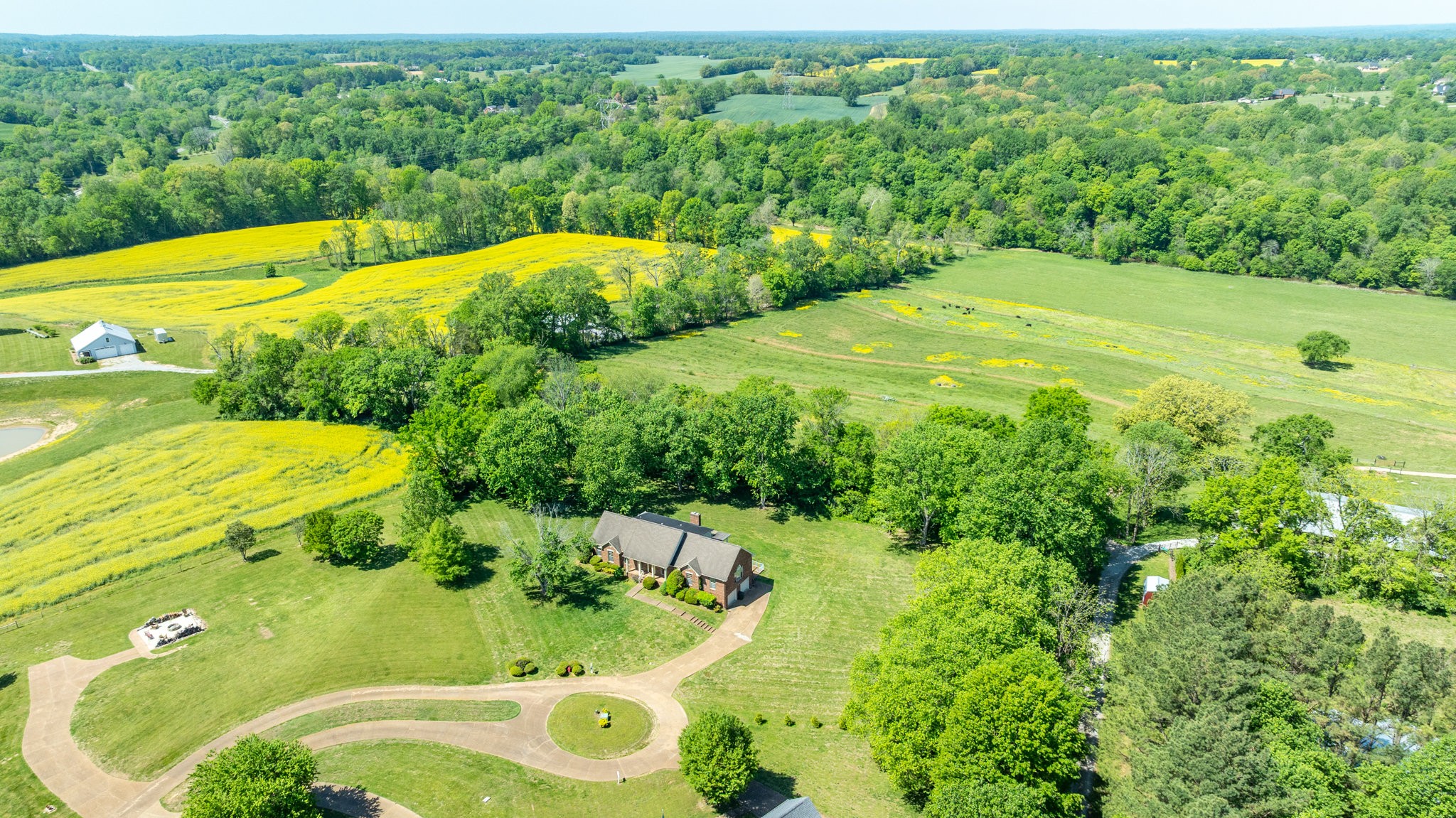 325 Clearview Drive Springfield, TN 37172 - Photo 7 of 67