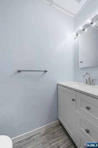 $1,950 | 279 Clark Street, Unit B2, Hackensack, NJ 07601