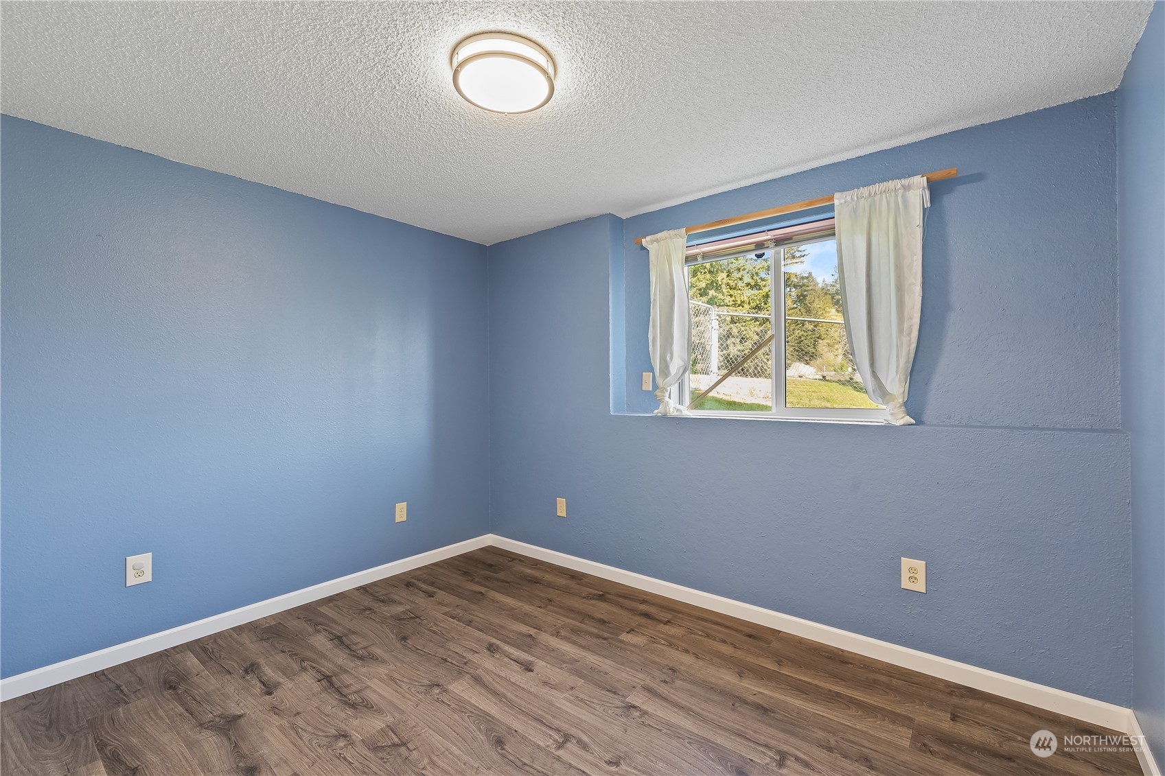 6401 Fir Tree Road Southeast Olympia, WA 98513 - Photo 14 of 29 Gallery Image 14
