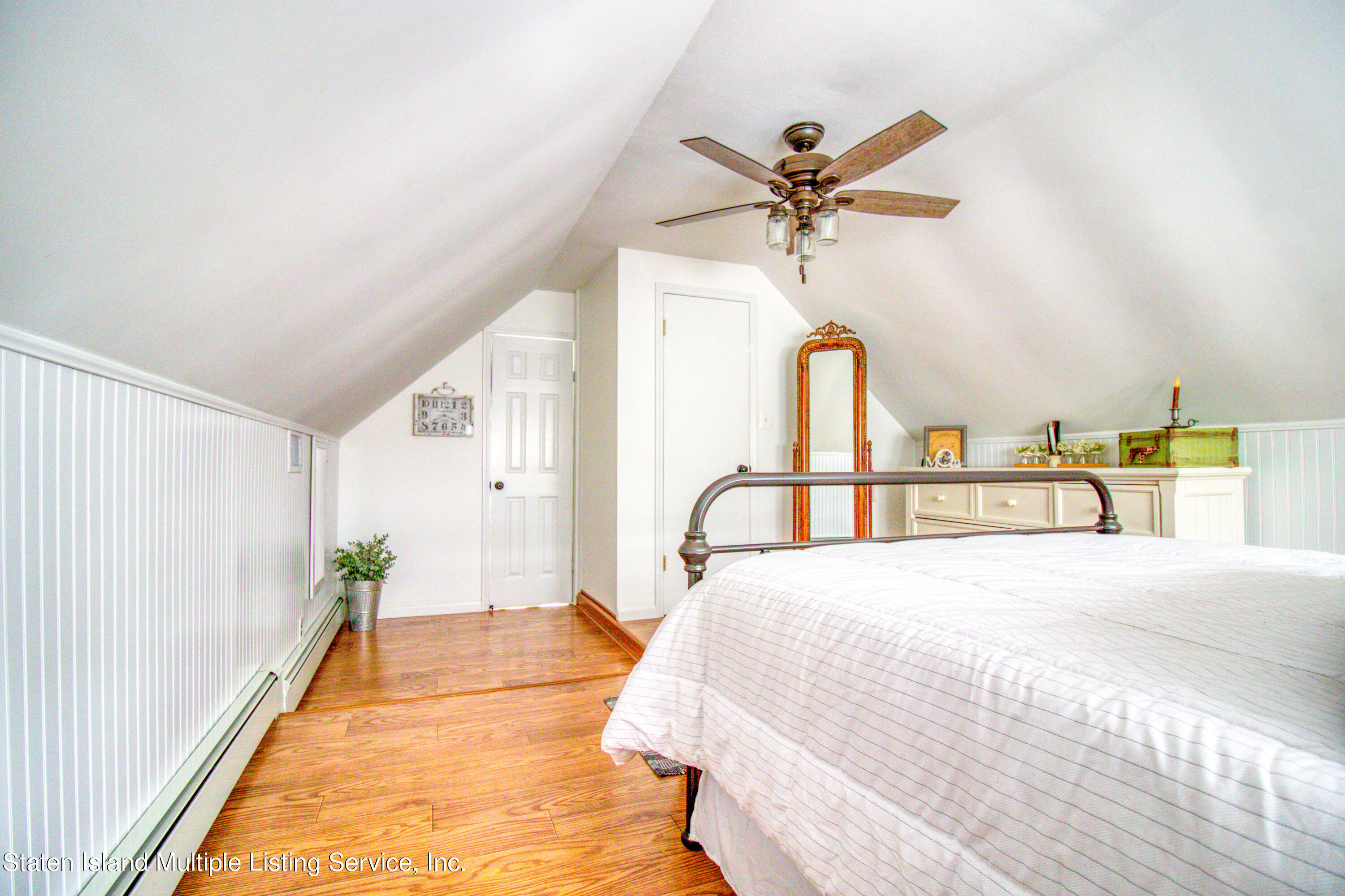 466 Beach Road Staten Island, NY 10312 - Photo 17 of 29 466 Beach Road-2