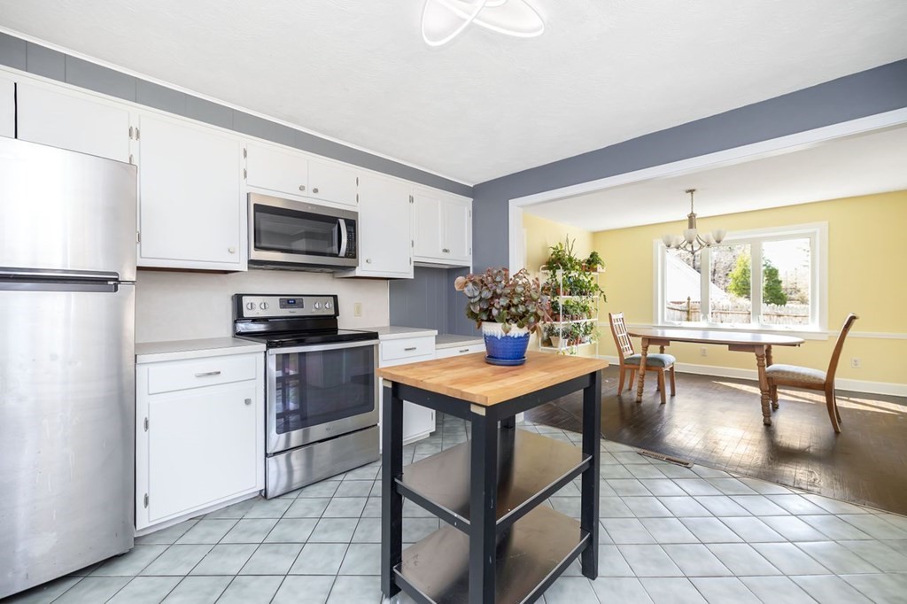 15 Merrill Road Wilbraham, MA 01095 - Photo 12 of 34 Gallery Image 12