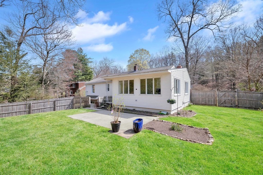 15 Merrill Road Wilbraham, MA 01095 - Photo 31 of 34 Gallery Image 31