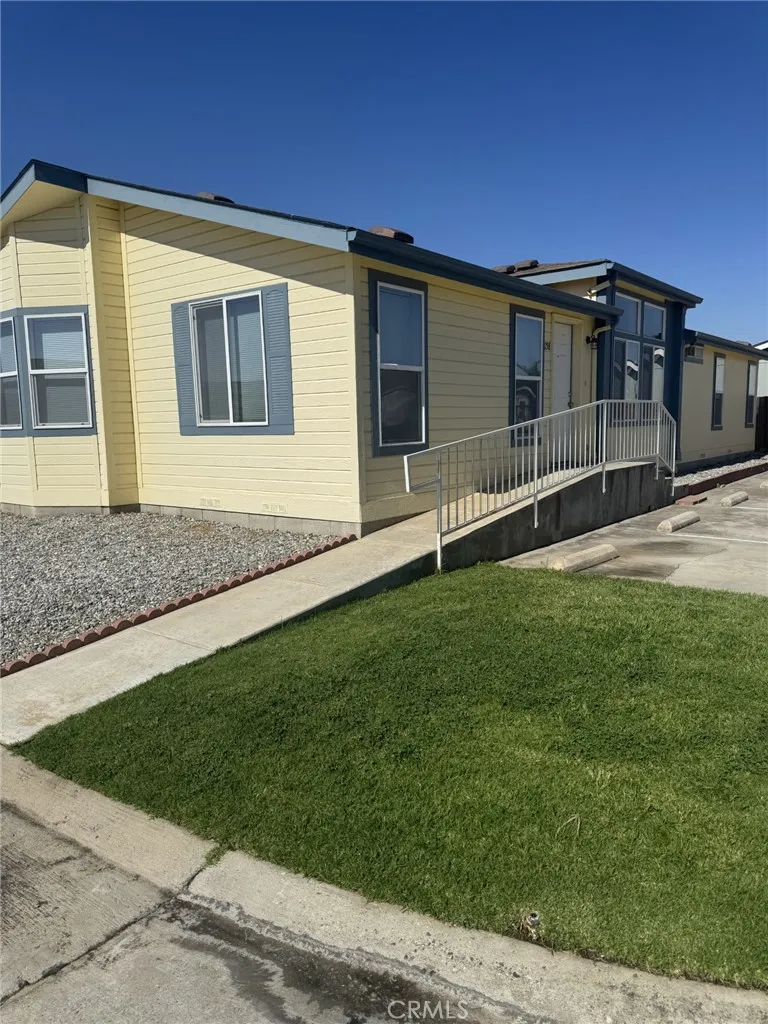 27250 Murrieta Road, Unit 158 Menifee, CA 92586 - Photo 4 of 12